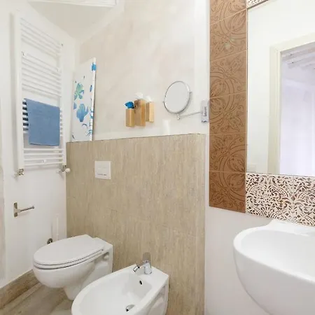 La Boheme With Ac And Wifi Apartment
